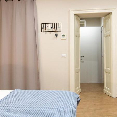 Aqualago Casa Vacanze Apartment C แวร์บาเนีย ภายนอก รูปภาพ
